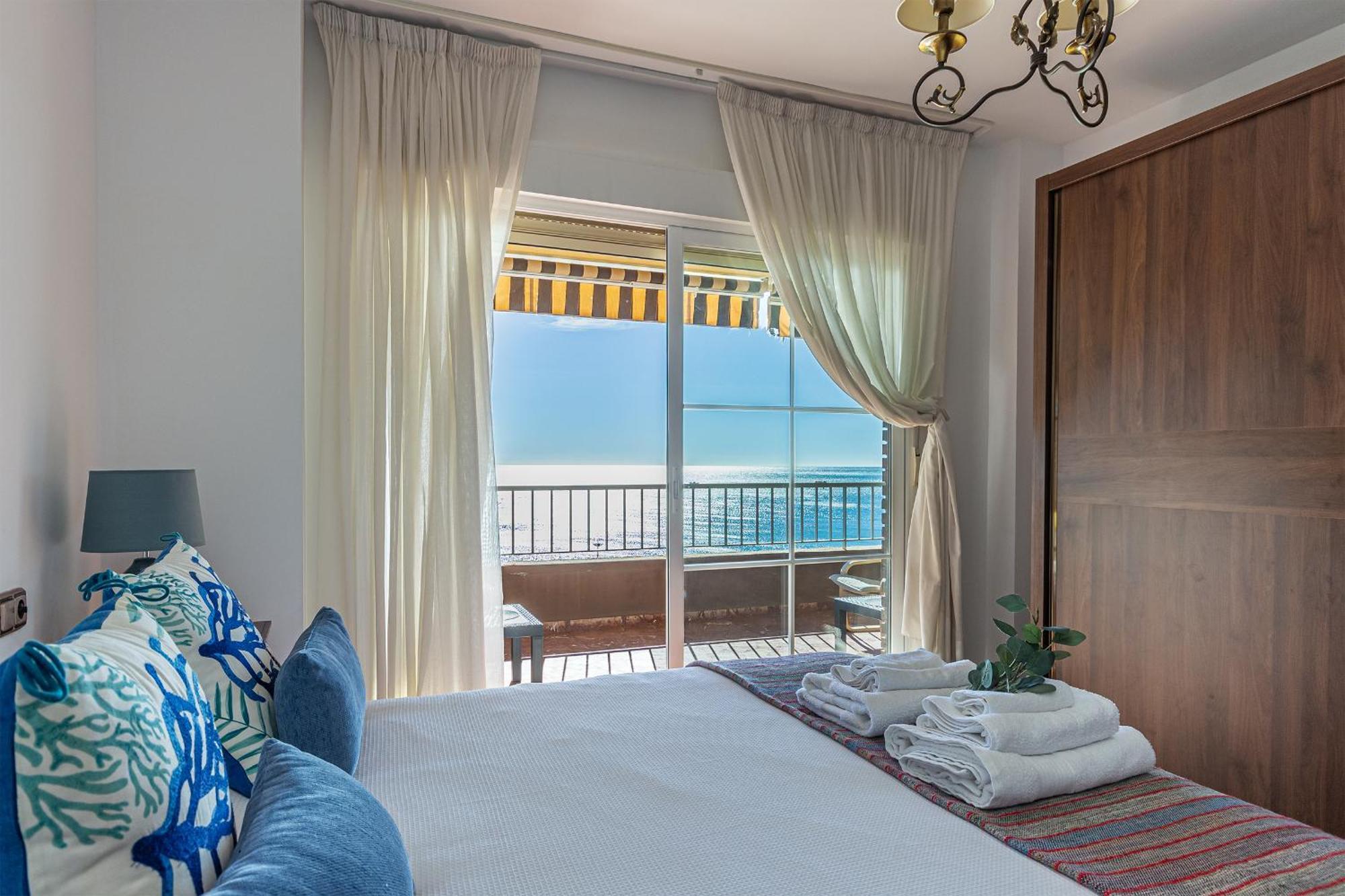 Casa Mare Apartamento En Primera Linea De Playa Almuñécar Extérieur photo